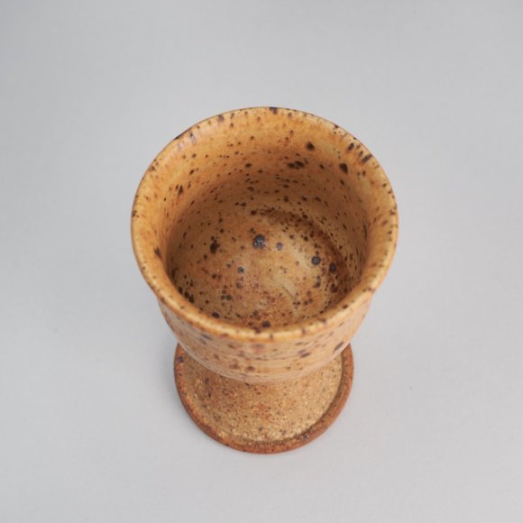 Vintage hand thrown earthenware wine goblet - Picture 7 of 8